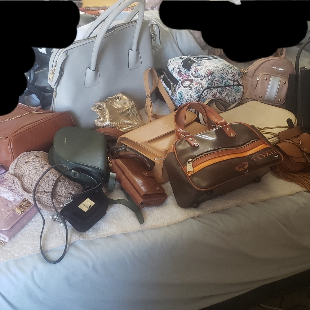 Large lot of high-end purses
